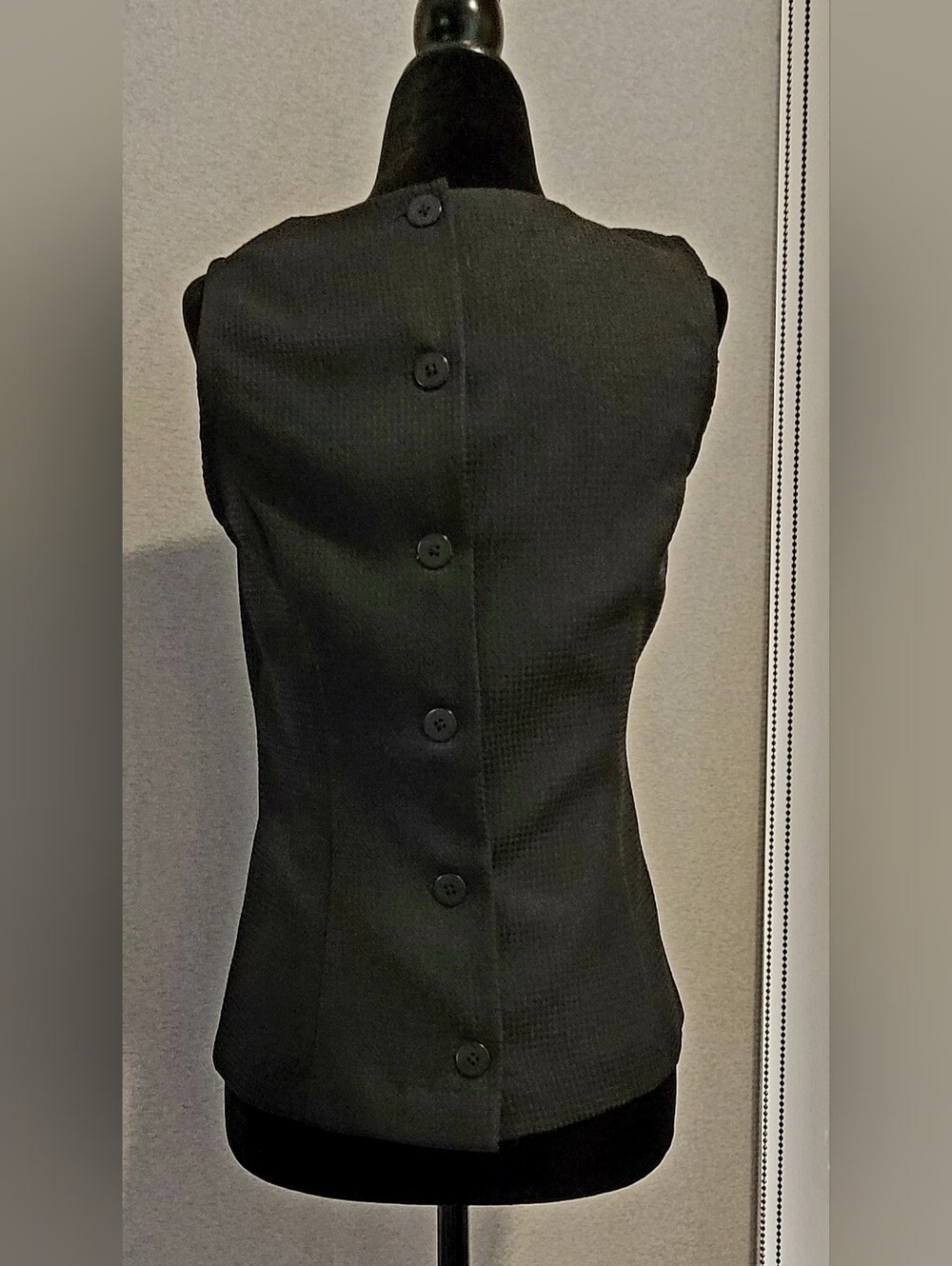 Vintage Black 2 Piece Suit, Slim Fit Cigarette Style Pants. Size 2 Any Occasion - Picture 6 of 10